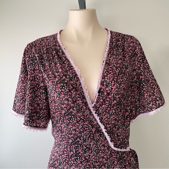 Missguided Plus Floral Wrap Dress Long Midi Length Waist Tie Lace Size 14 - Picture 3 of 8